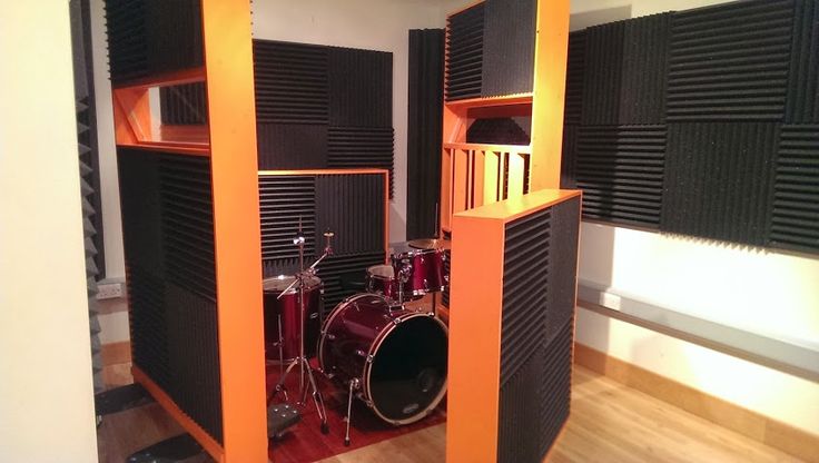 Choosing Mics and Controlling the Room